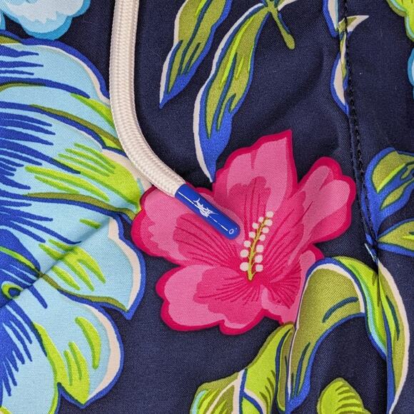 Tommy Bahama Swim Trunks L Navy Blue Floral Hawaiian Board Shorts Tropical - Picture 9 of 9